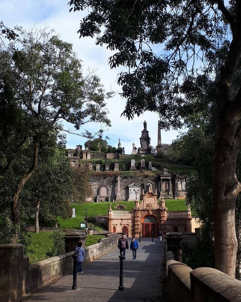 instagram.com/sabinehullegie