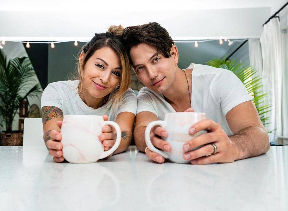 Instagram.com/@sixandboe