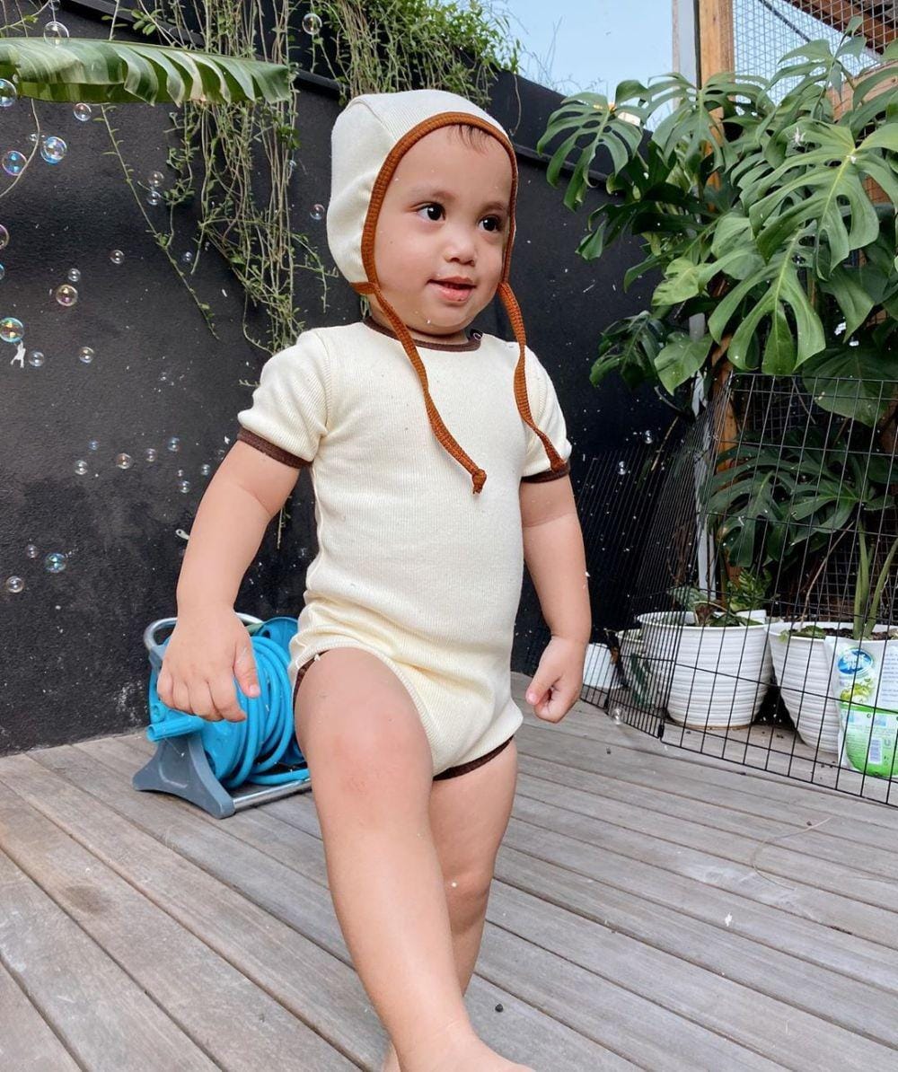 instagram.com/rachelvennya