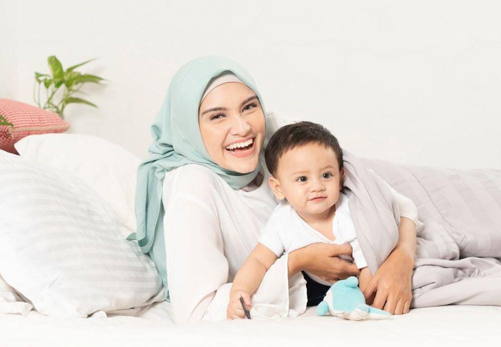 instagram.com/zeezeeshahab