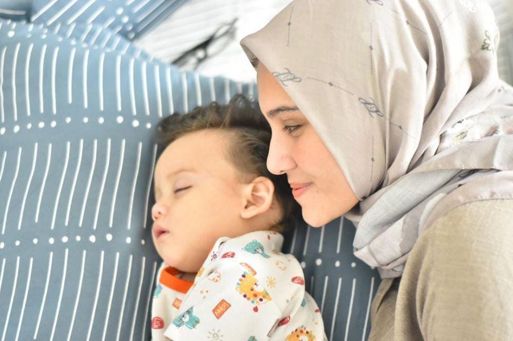 Instagram.com/zeezeeshahab