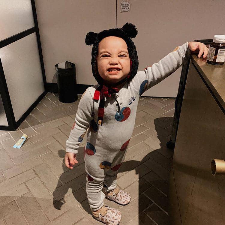 instagram.com/rachelvennya