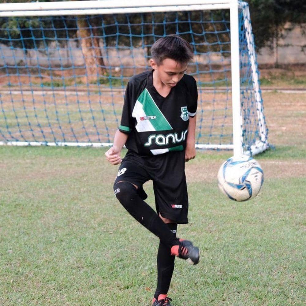 Instagram.com/lionel.sinathrya