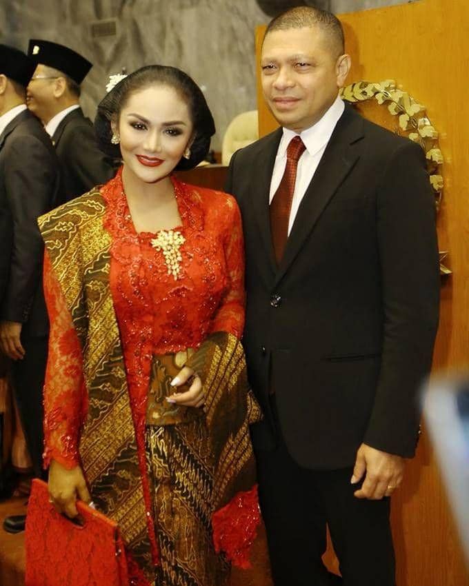 Instagram.com/krisdayantilemos/