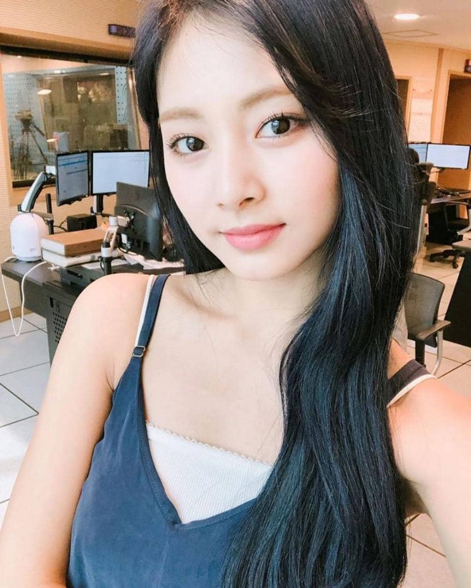 instagram.com/twicetagram