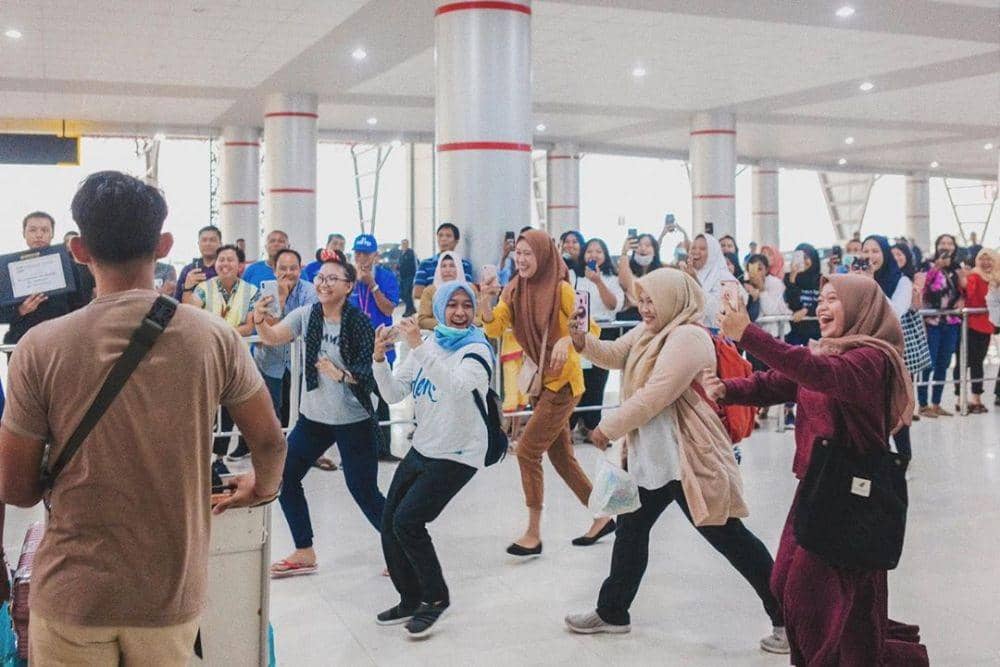 instagram.com/awkarin