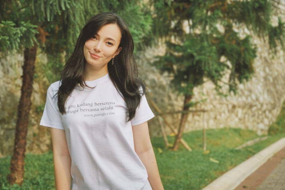 instagram.com/asmirandah89