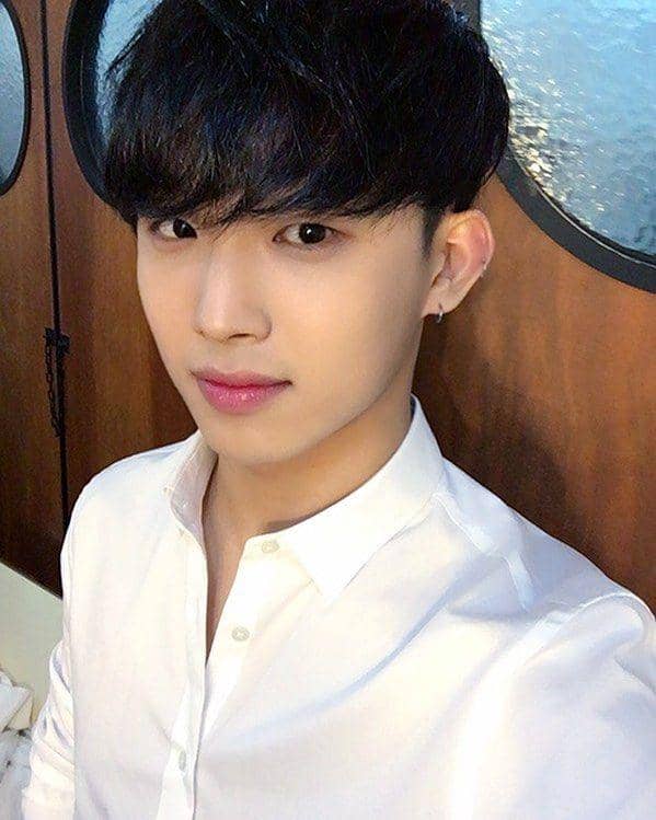 Instagram.com/imhyunsik