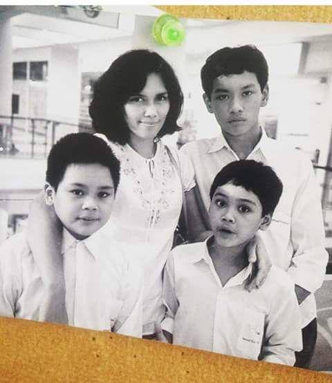 https://www.facebook.com/Overtunist