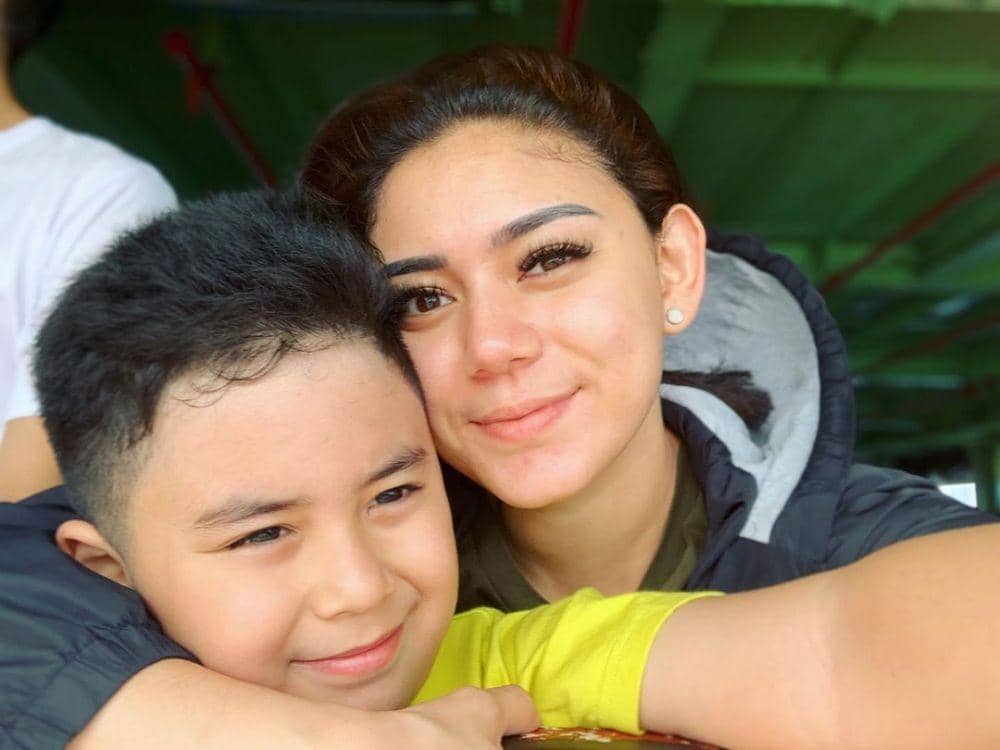 instagram.com/thalitalatief