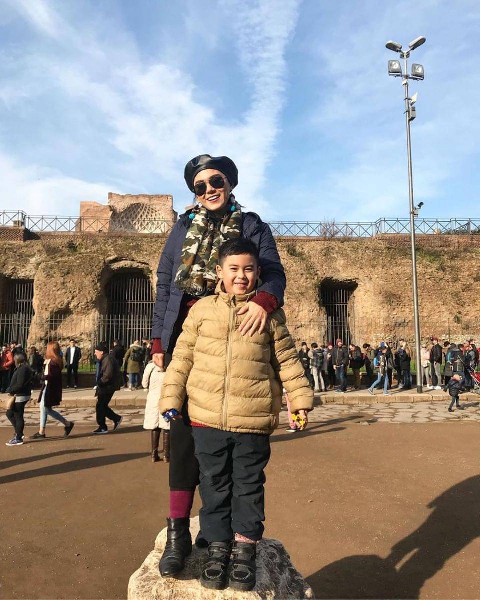 instagram.com/thalitalatief