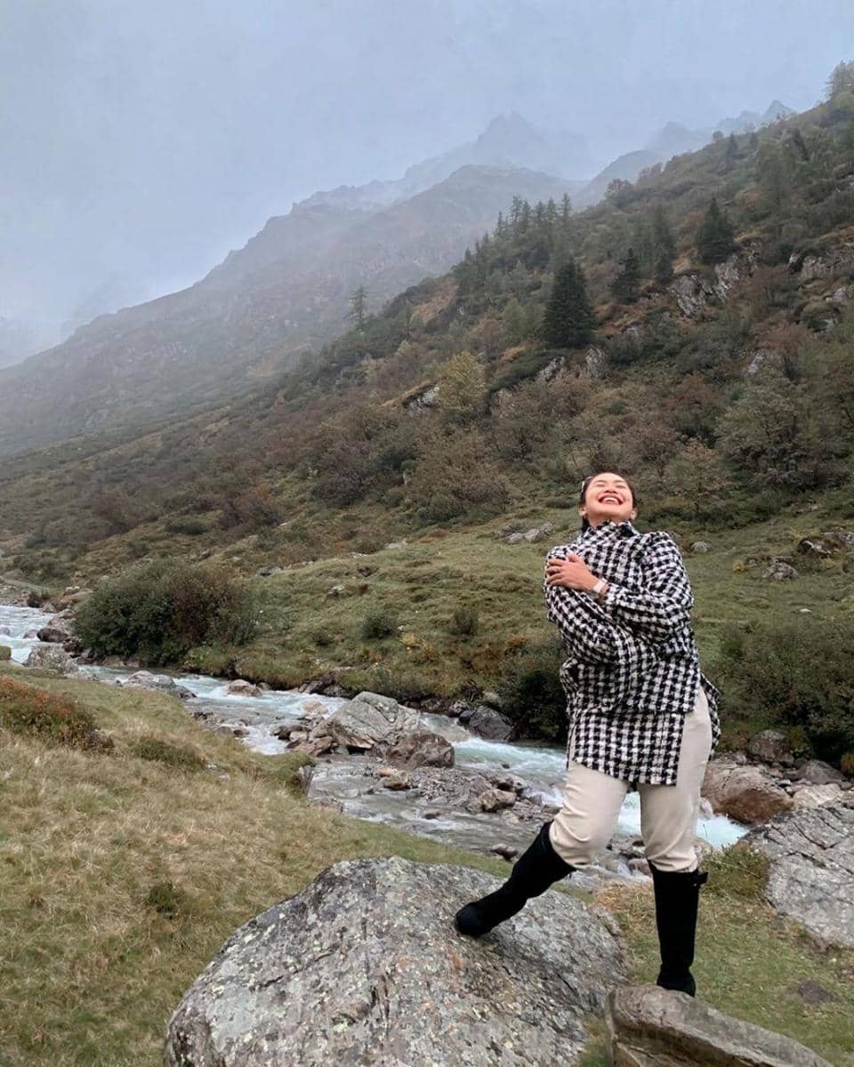 instagram.com/fenirose