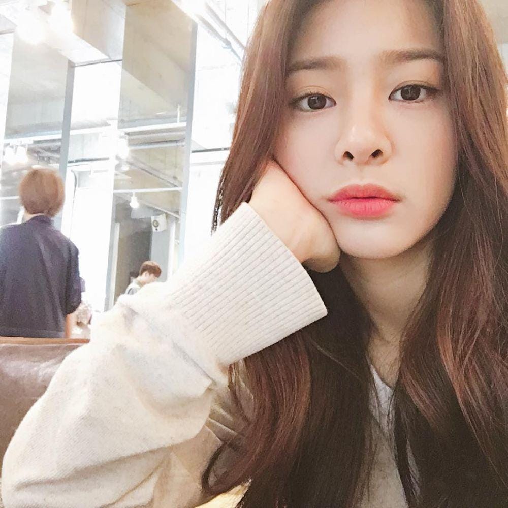 instagram.com/_seorina