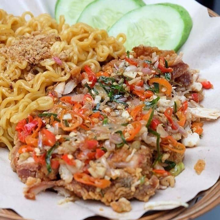 instagram.com/ayamgeprekmatahibunorma