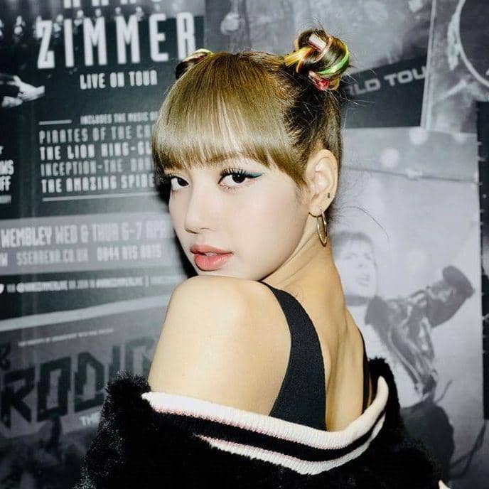 instagram.com/lalalalisa_m