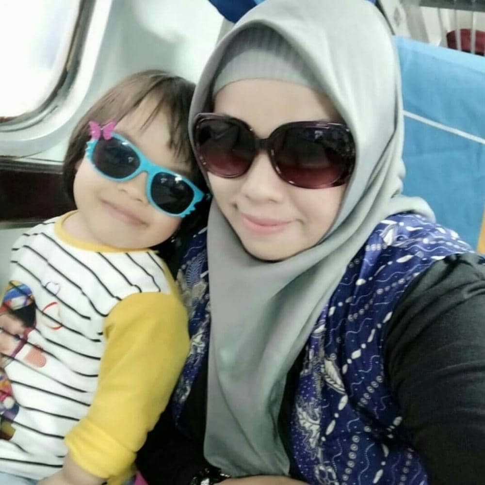 instagram.com/rina.anjelina