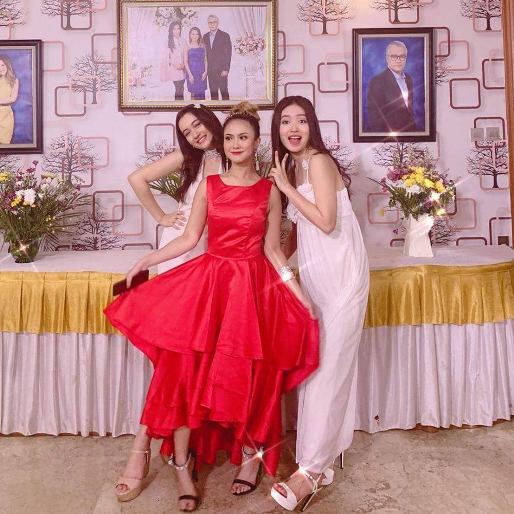 instagram.com/natashawilona12