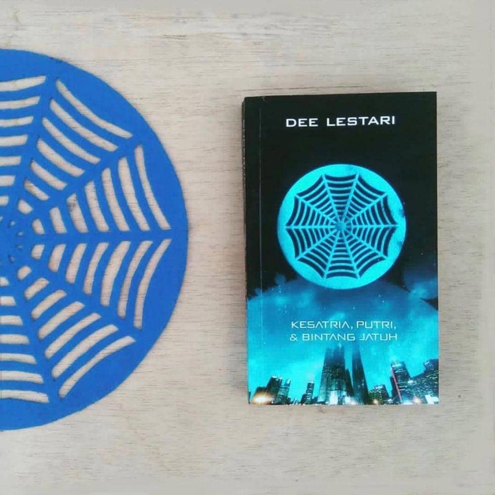 Instagram/addeection