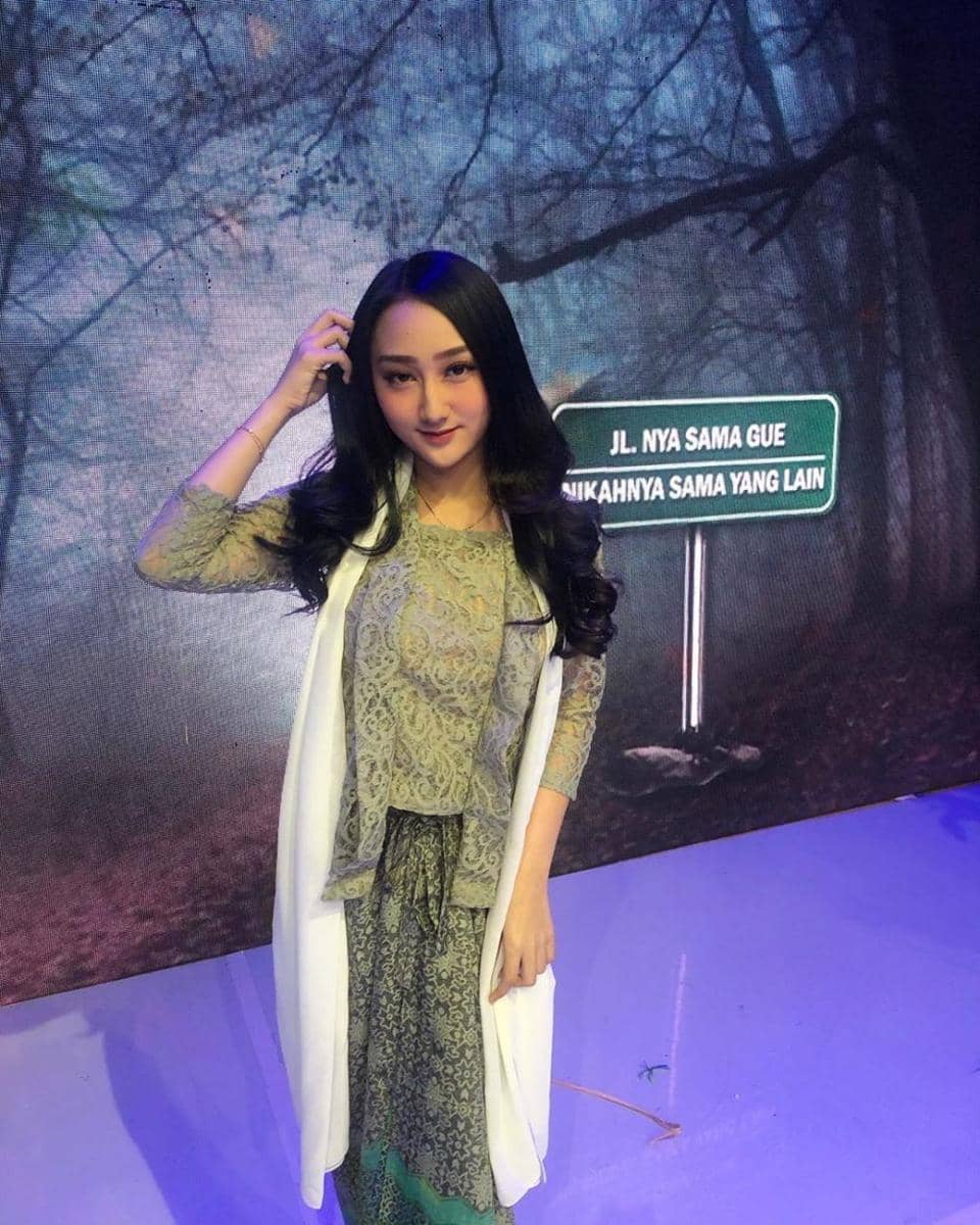 instagram.com/sandrinamazayya