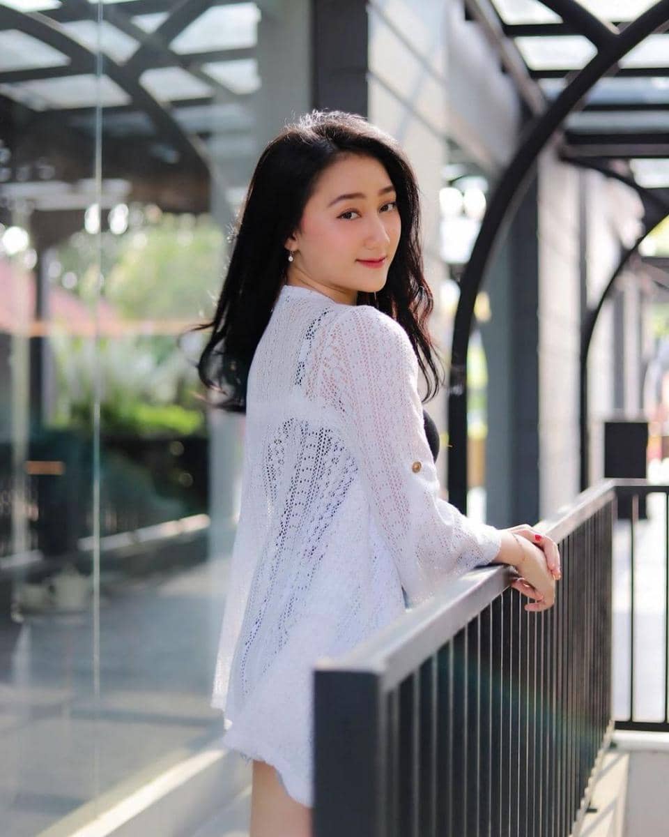 instagram.com/sandrinamazayya