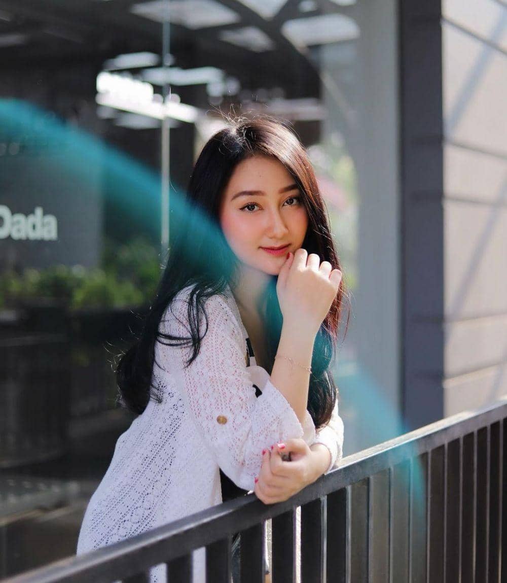 instagram.com/sandrinamazayya