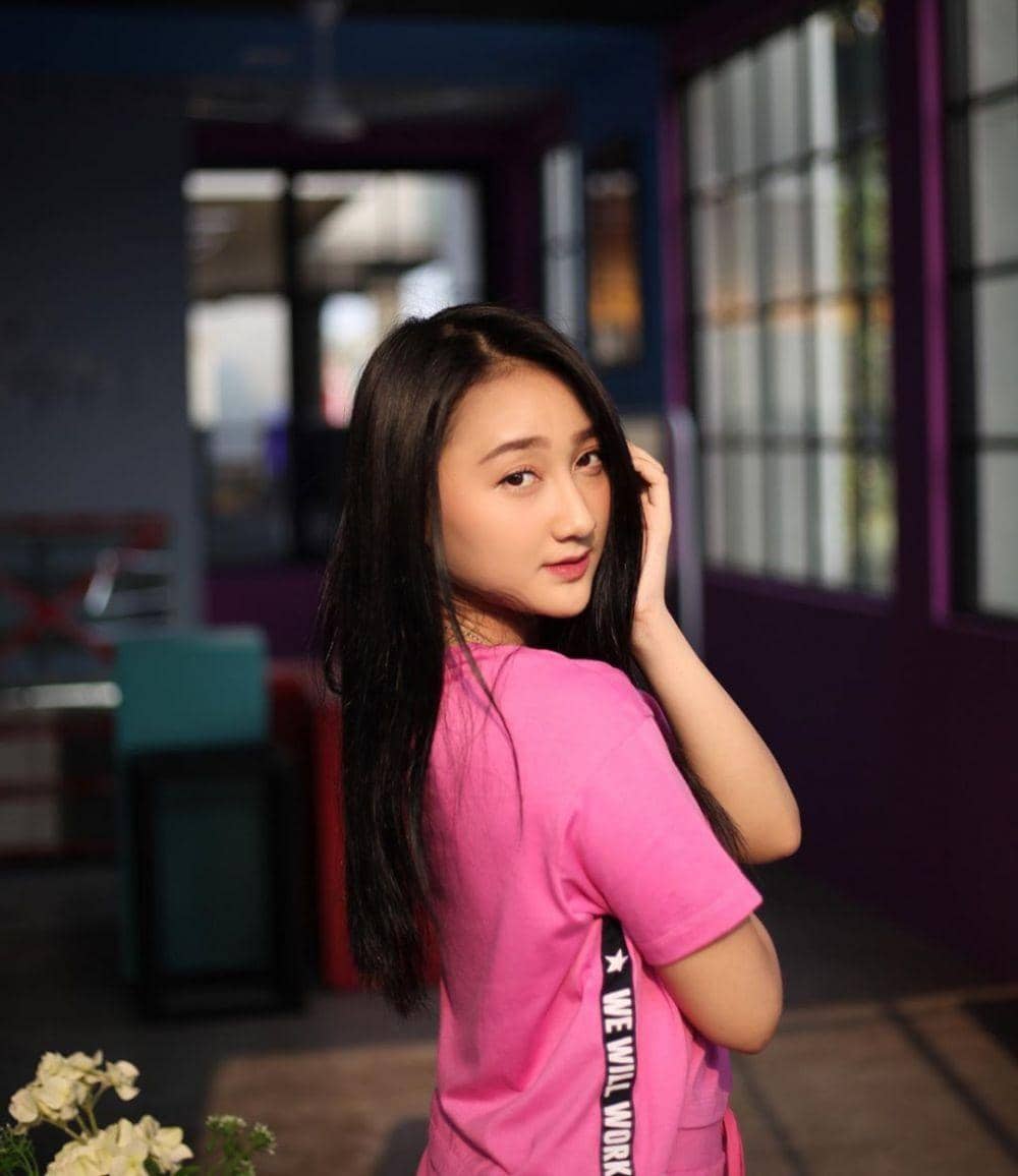 instagram.com/sandrinamazayya