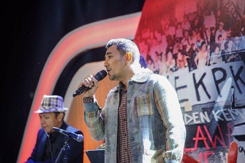 instagram.com/riofebrian25