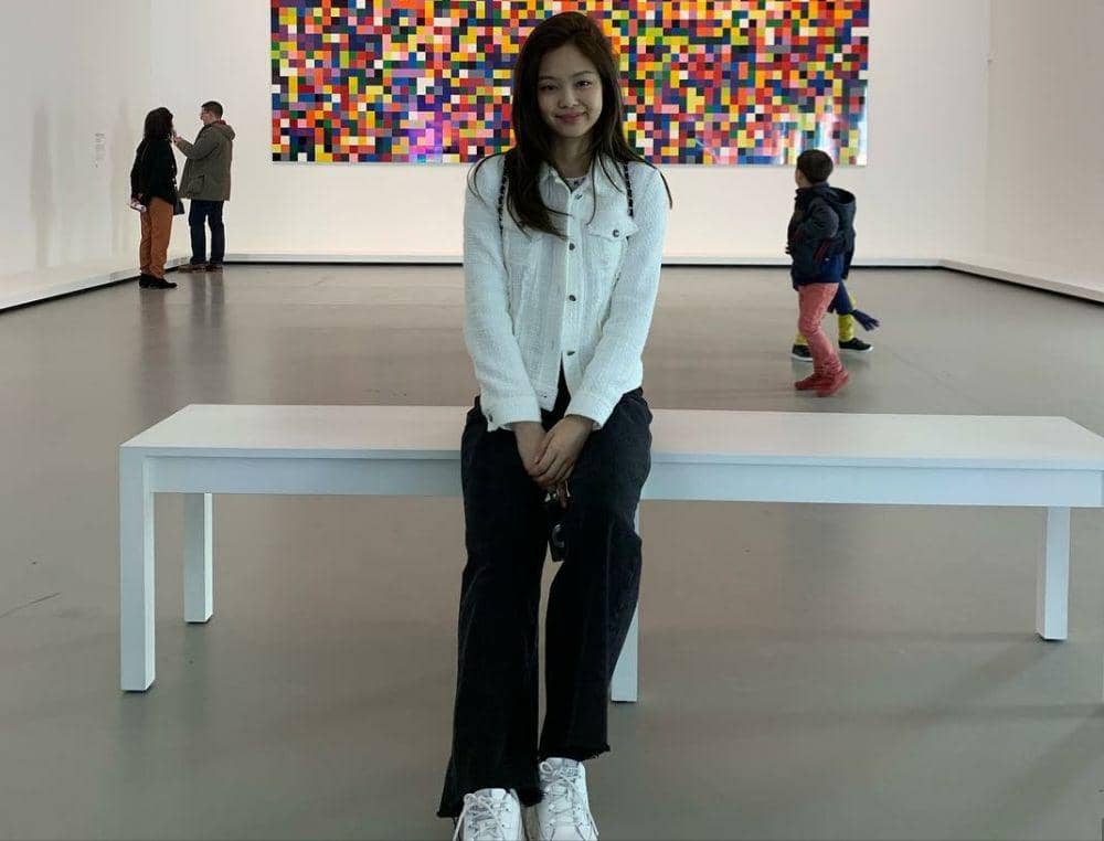 Instagram.com/jennierubyjane