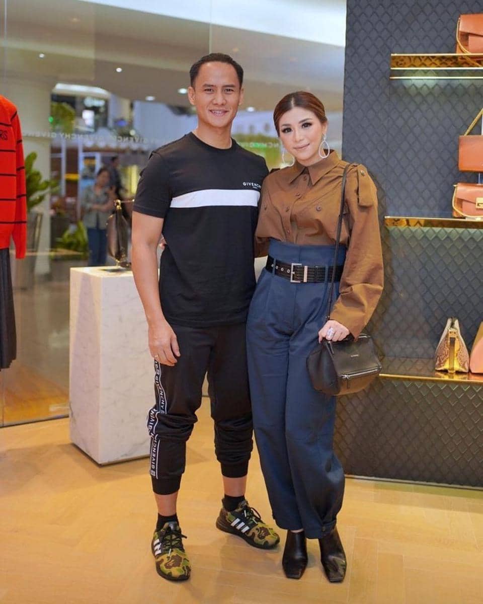 instagram.com/sitohangchoky