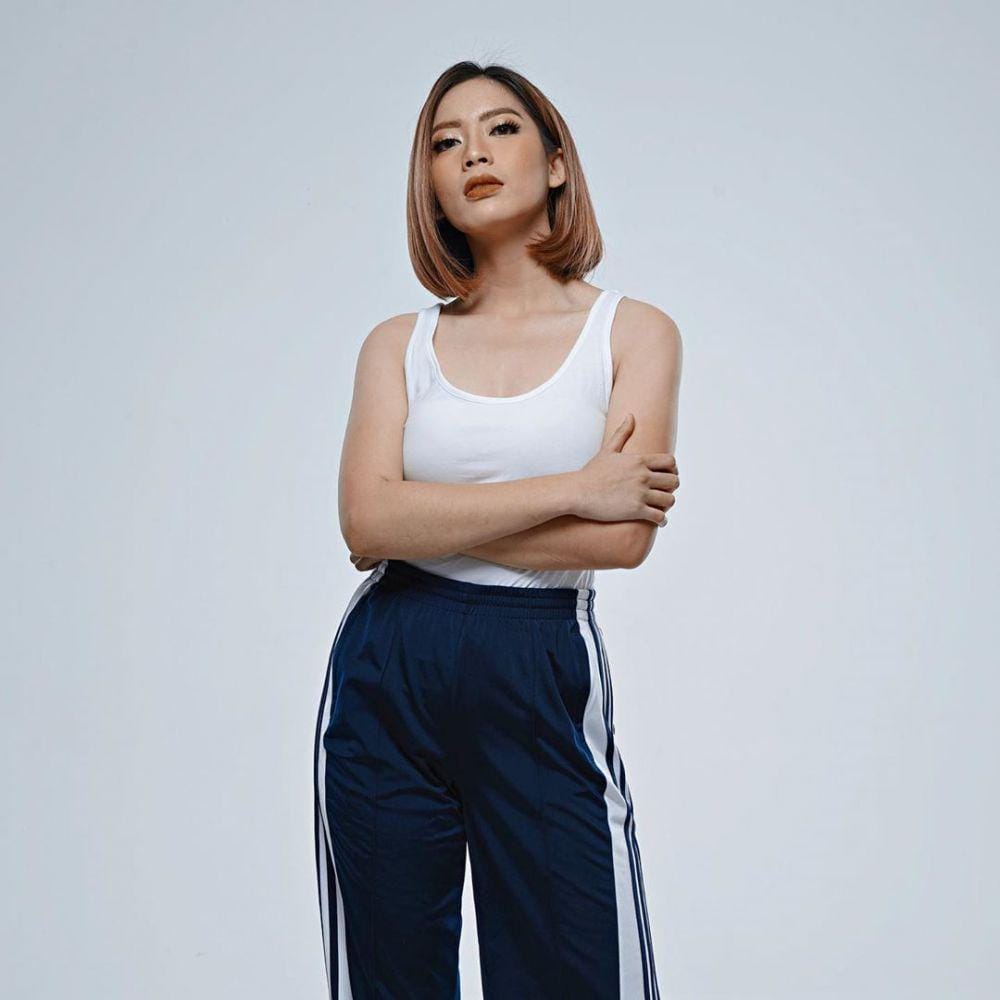 instagram.com/harlyvalen