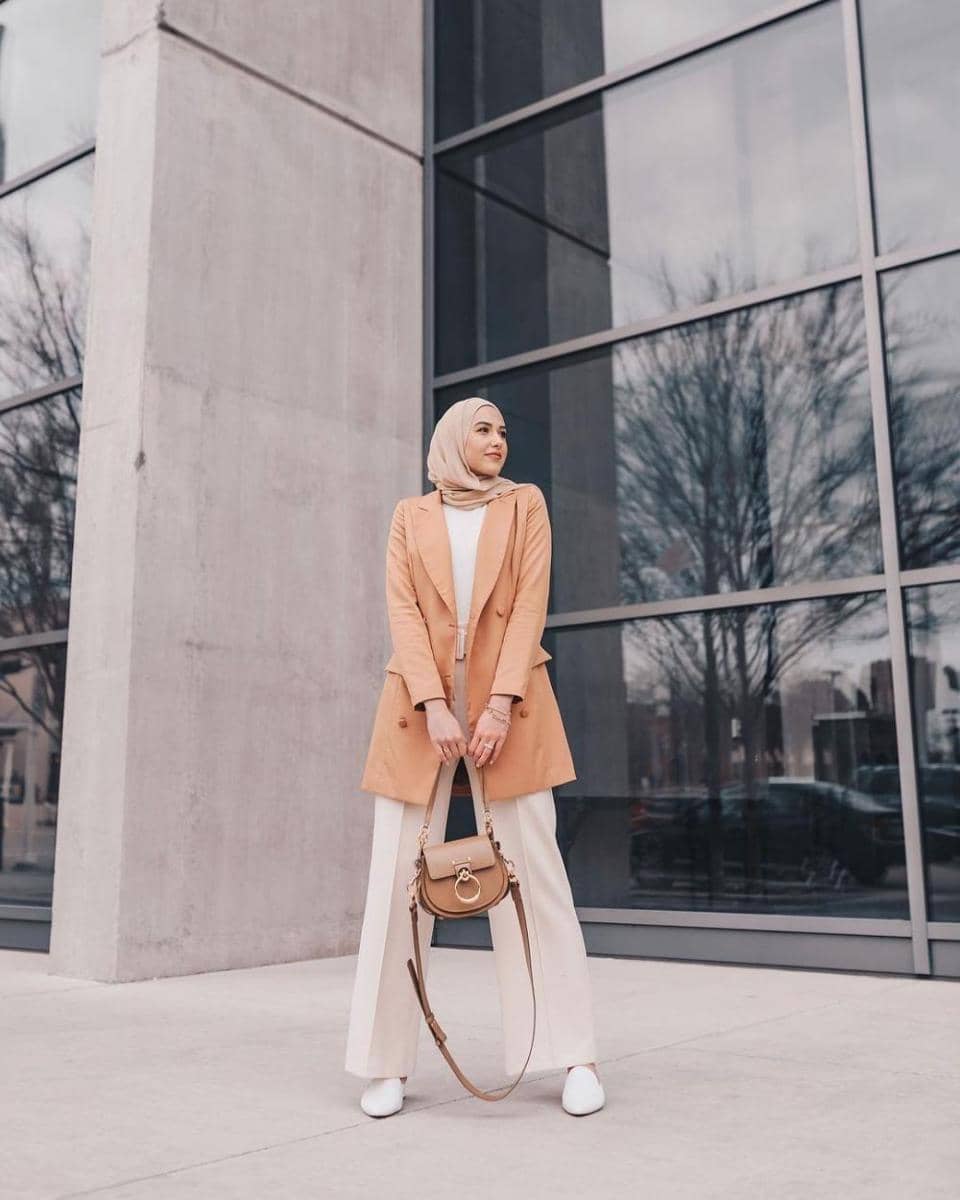 instagram.com/withloveleena