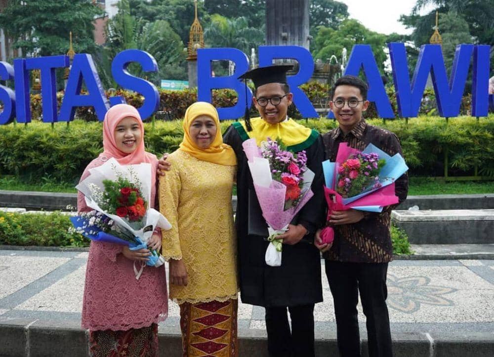 instagram.com/khofifah.ip