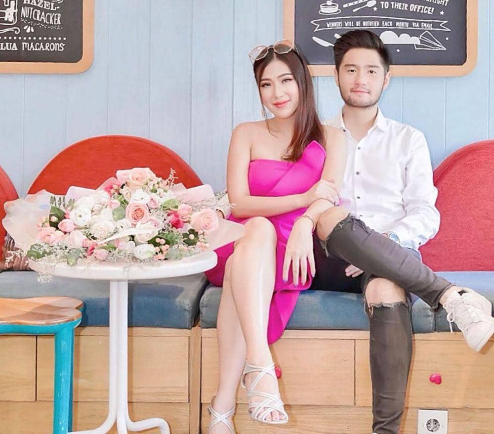 instagram.com/angela.tee