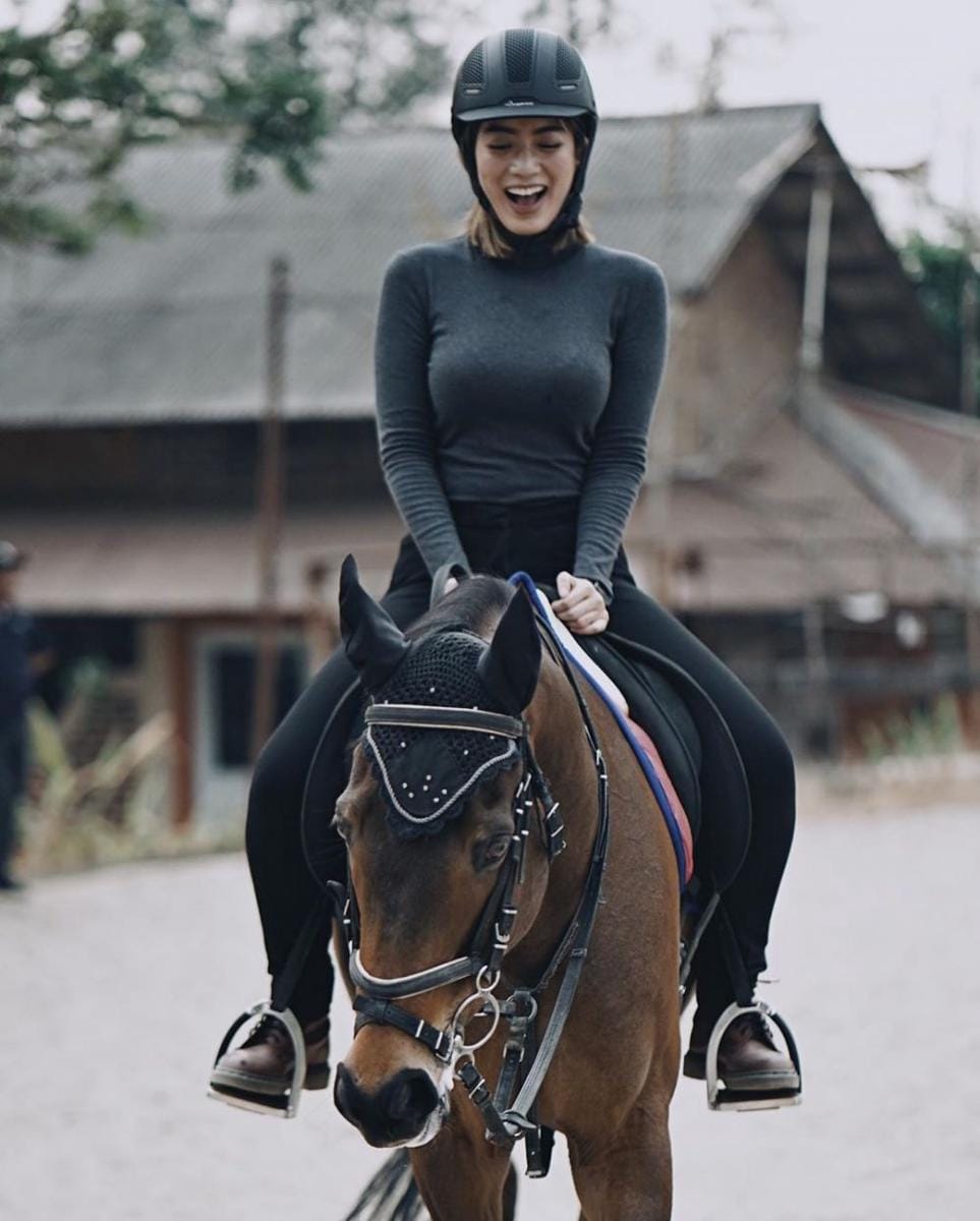 instagram.com/harlyvalen