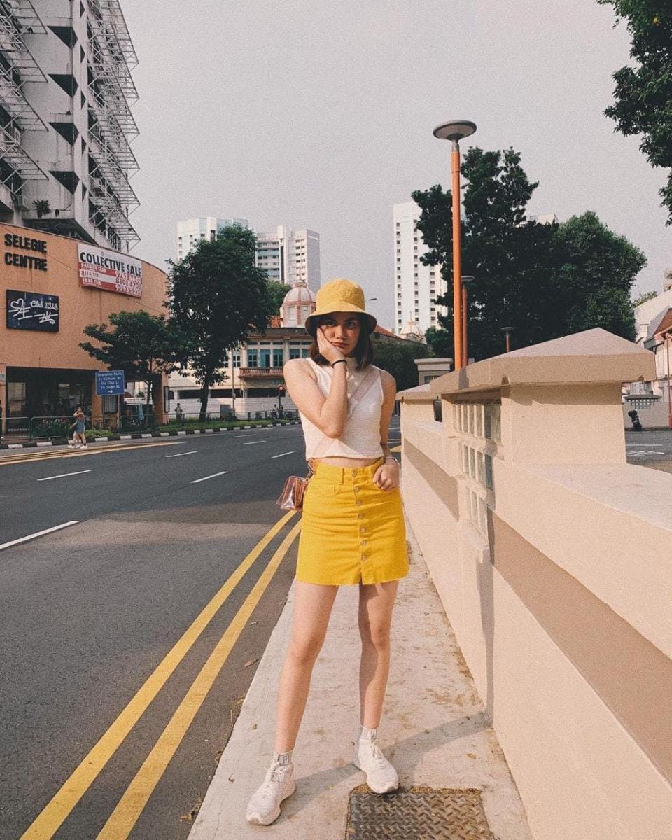 instgram.com/adrinaaputri