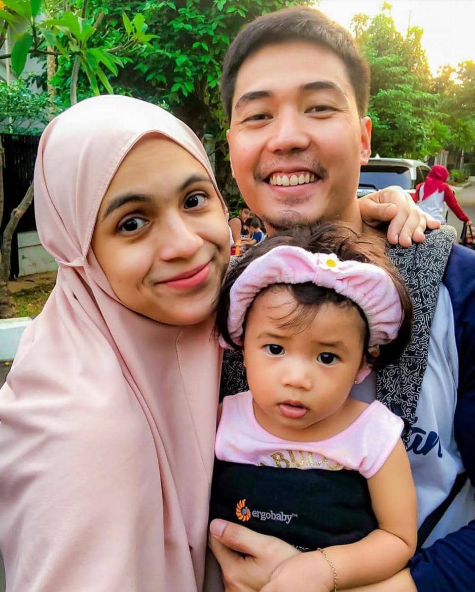 instagram.com/missncytagina