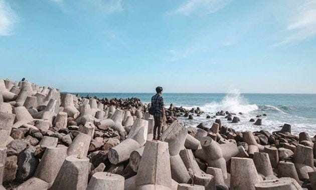 Ilustrasi Pantai Glagah. jejakpiknik.com