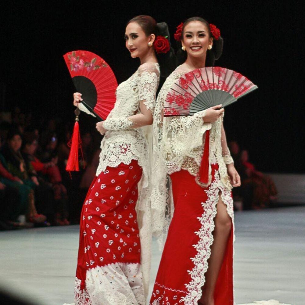 instagram.com/artikasaridevi