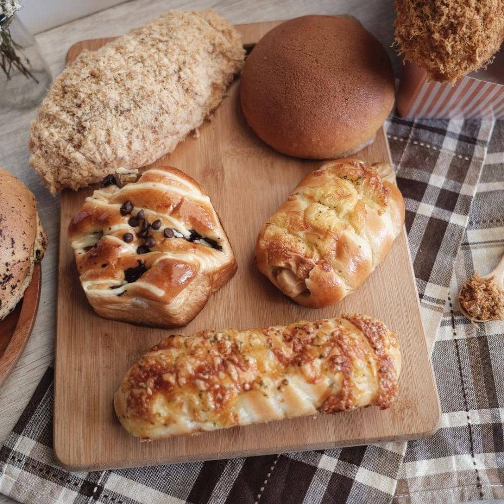 instagram.com/breadtalkindo