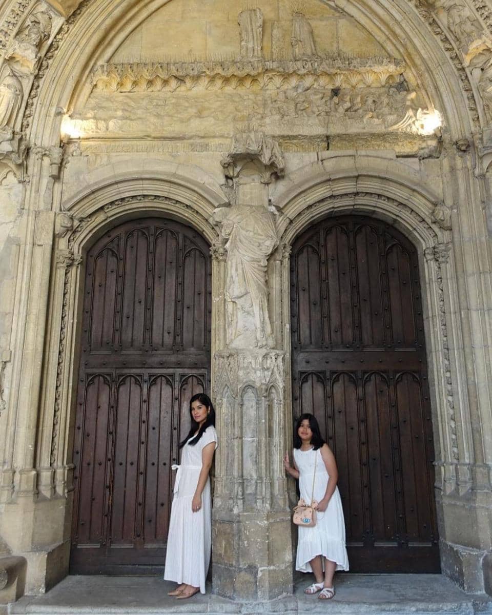 instagram.com/annisayudhoyono