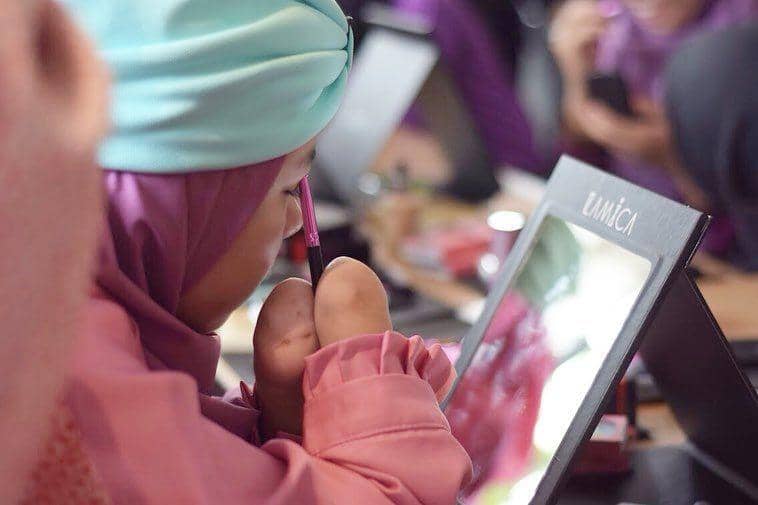 instagram.com/lipstickuntukdifabel