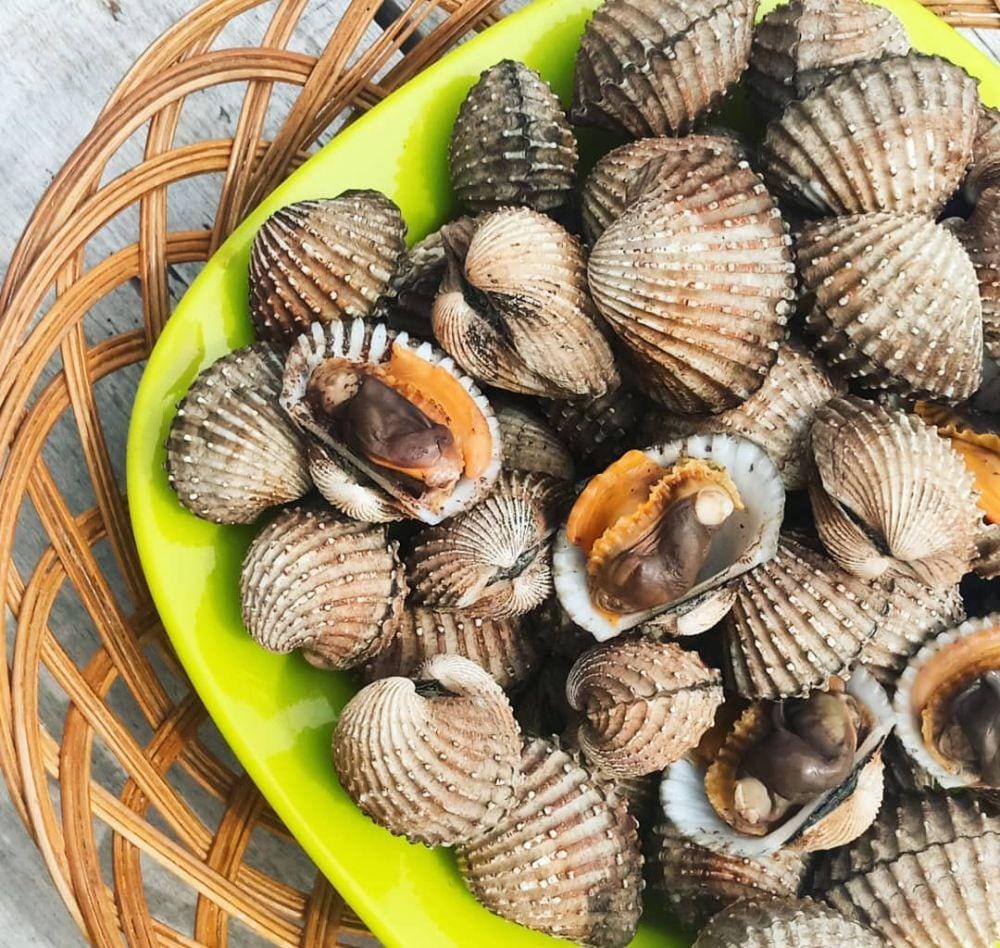 Instagram.com/dnv_cake_n_bakery