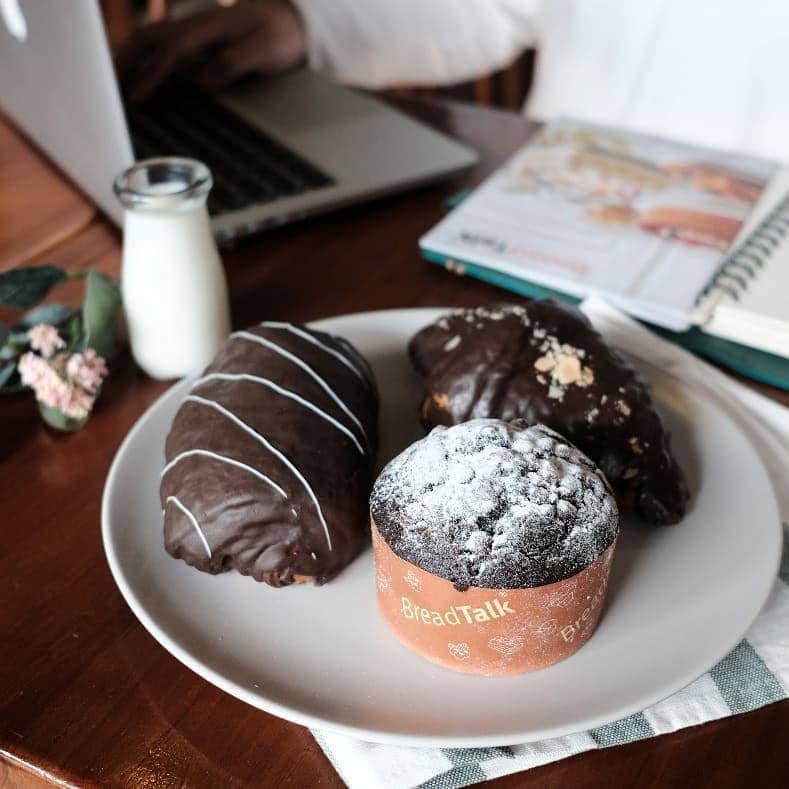instagram.com/breadtalkindo
