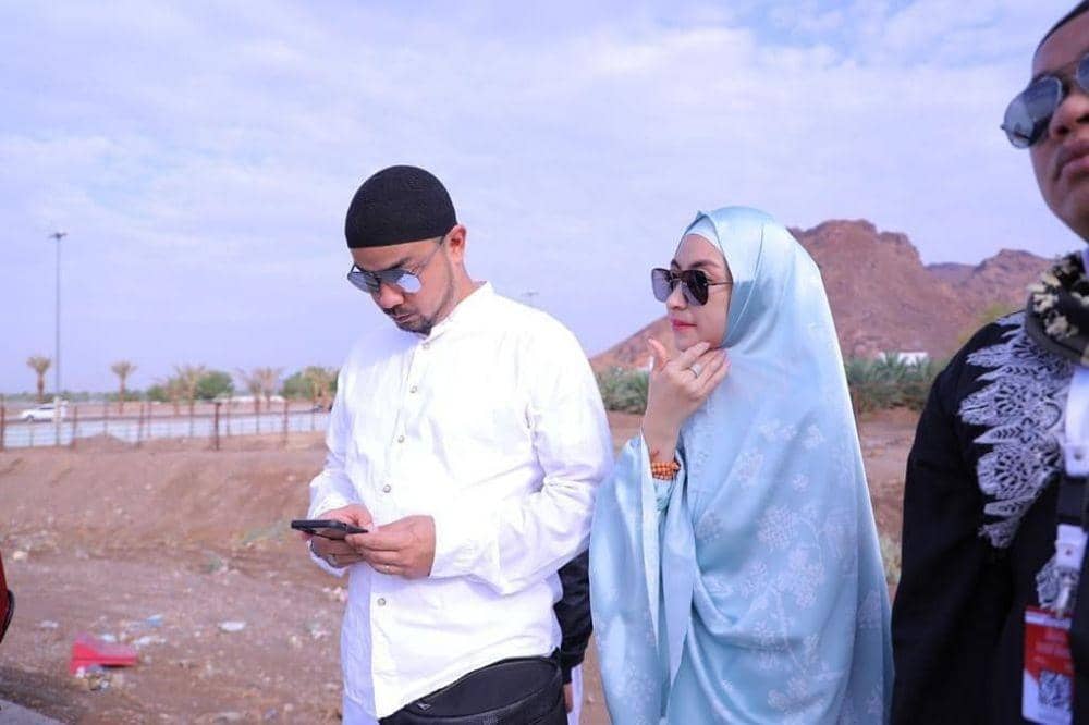 Instagram.com/esqtours