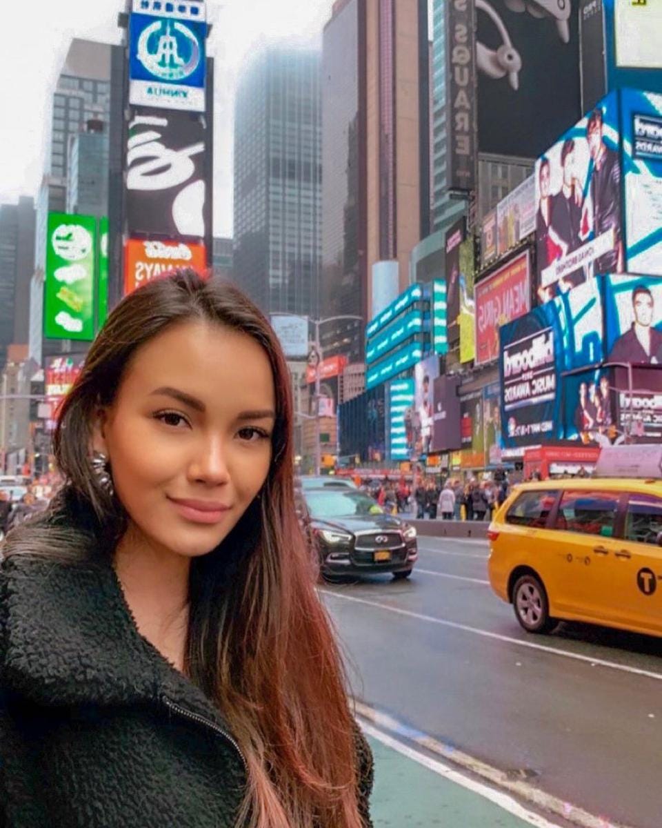 Instagram.com/alexandra.dgs