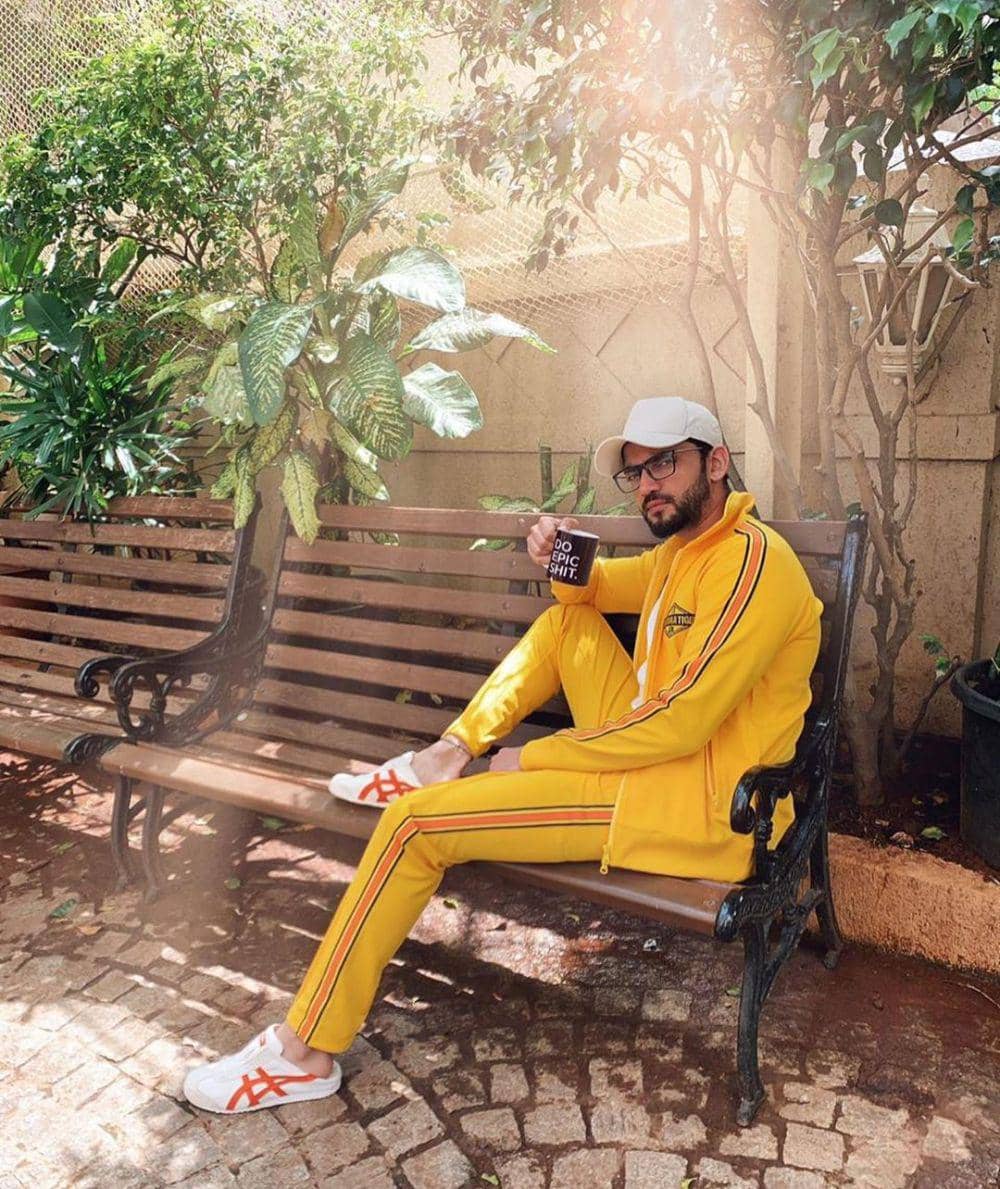 instagram.com/iamzahero