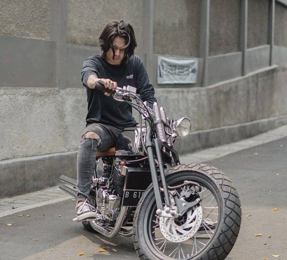 instagram.com/arbaniyasiz