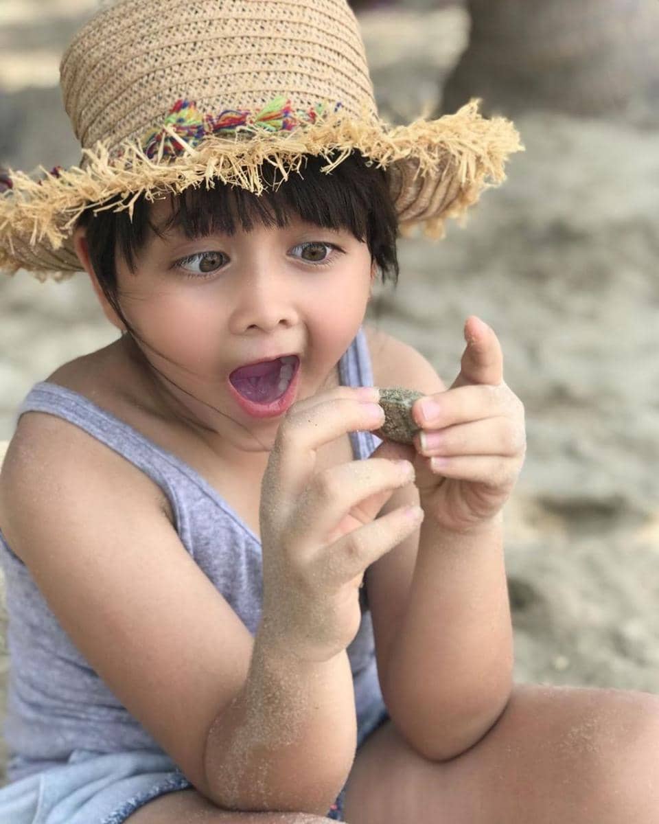 instagram.com/ciara_nadine_brosnan