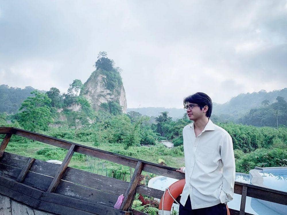 instagram.com/arbaniyasiz