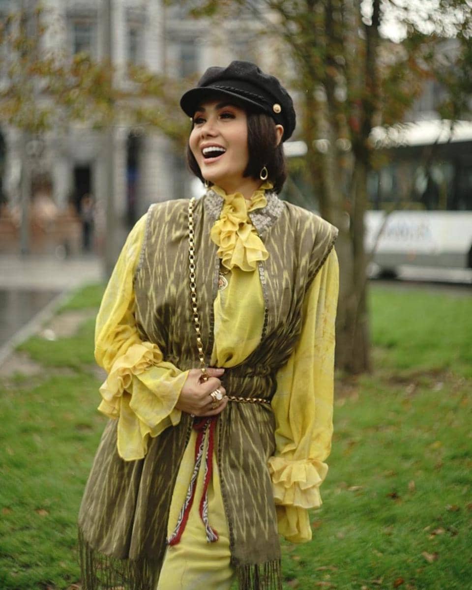 instagram.com/yunishara36